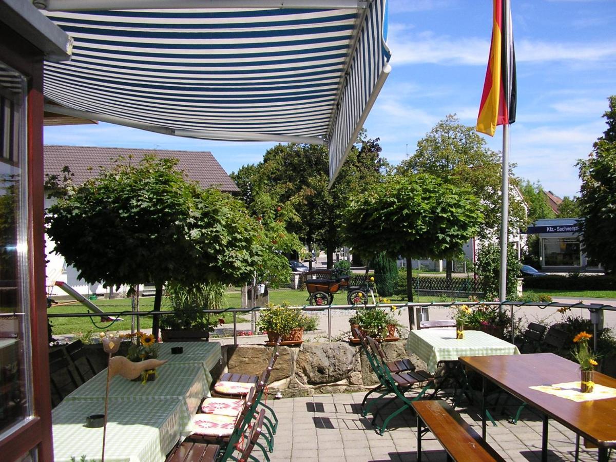 Pension Lindenallee Neuendettelsau Exterior photo